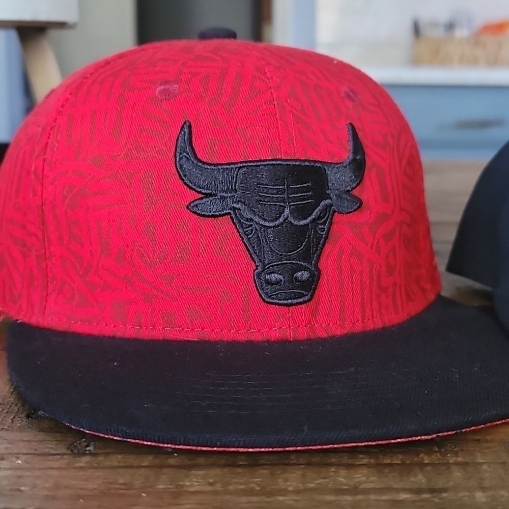 NBA Chicago Bulls Vintage Basketball Snapback Hat